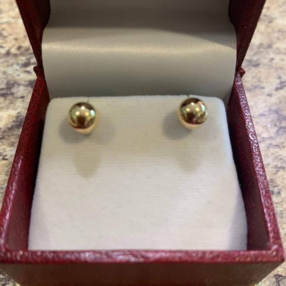 18K Yellow Gold Ball Studs NIB